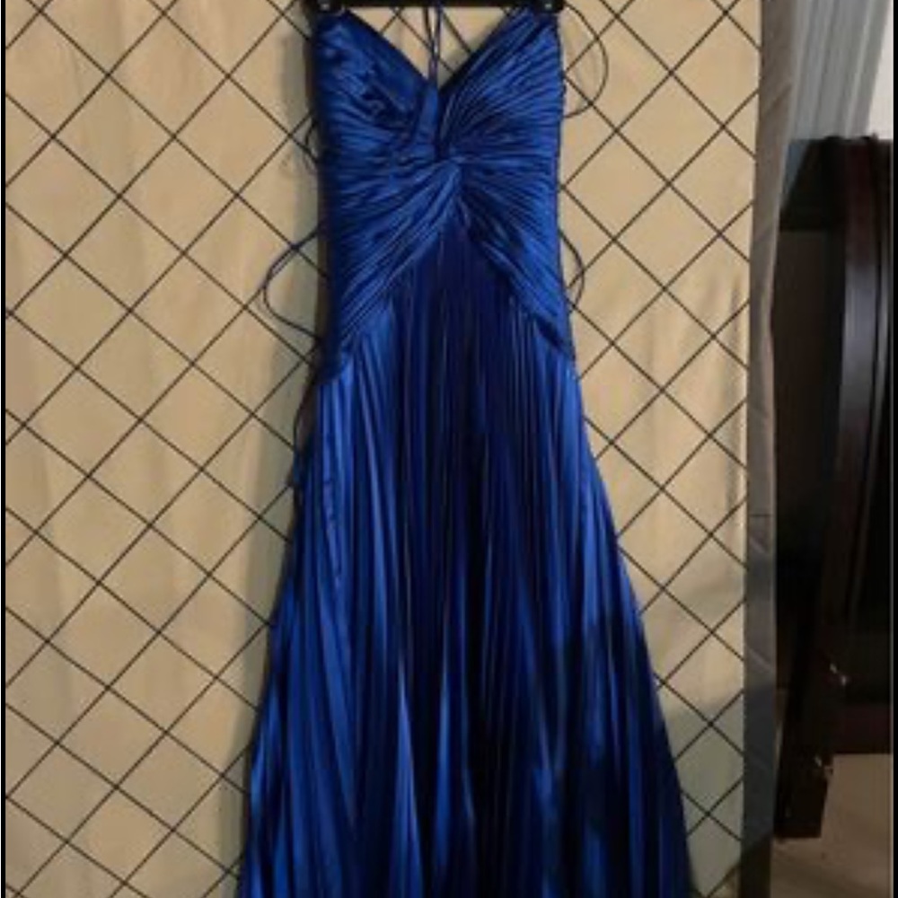 Long pleated violet bluish dress